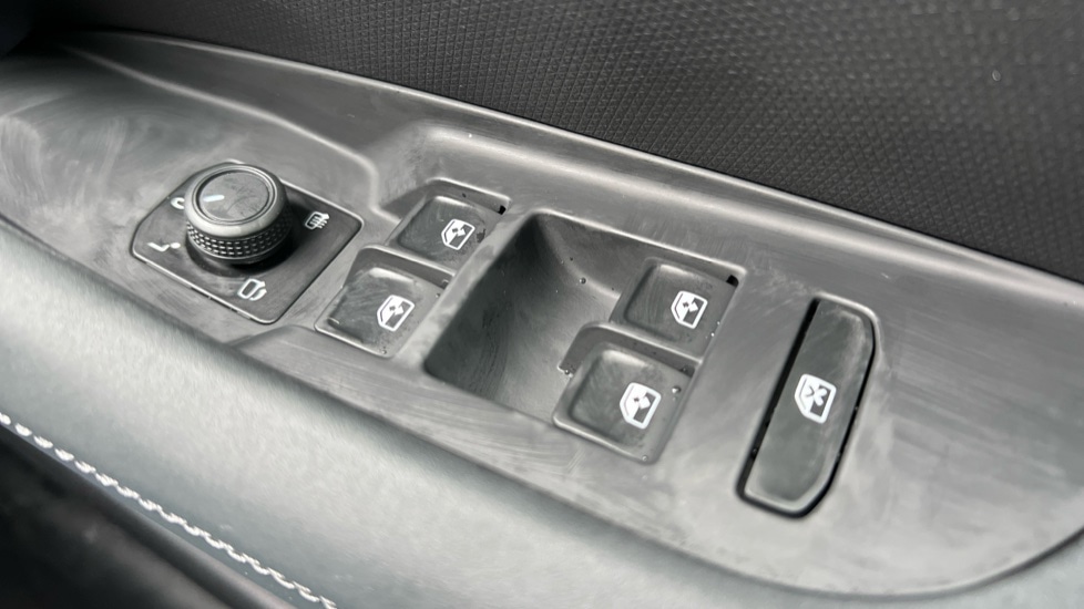 Used Cupra Terramar 2025 for sale - 76154716: Photo 37