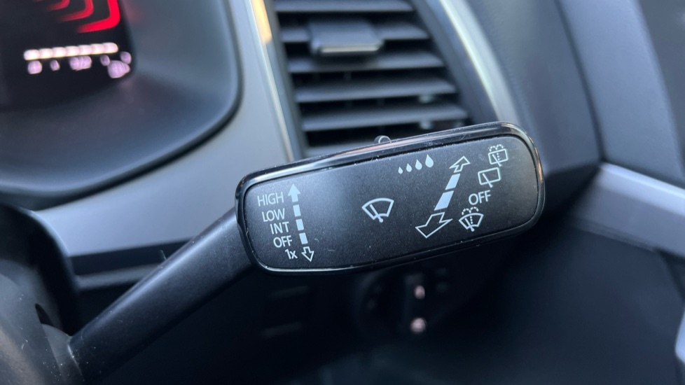 Used SEAT Ateca 2024 for sale - 76834864: Photo 30