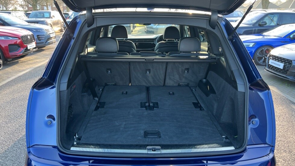 Used Audi Q7 2021 for sale - 76428031: Photo 15