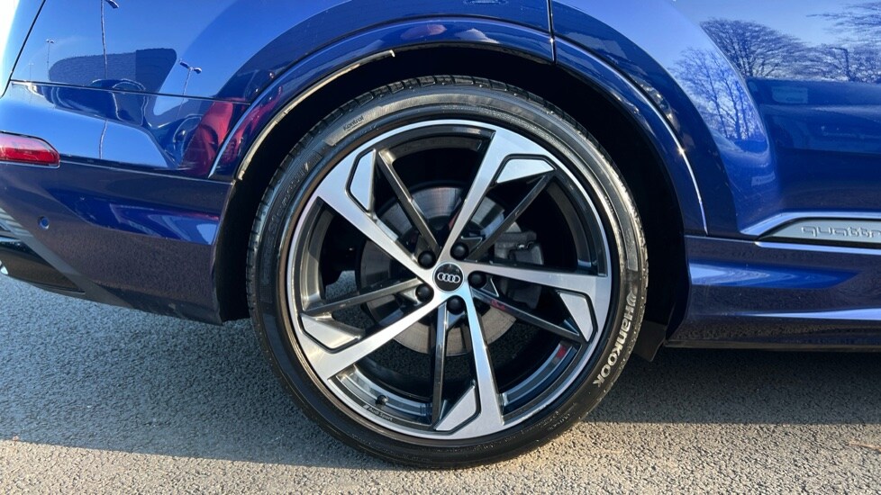 Used Audi Q7 2021 for sale - 76428031: Photo 19