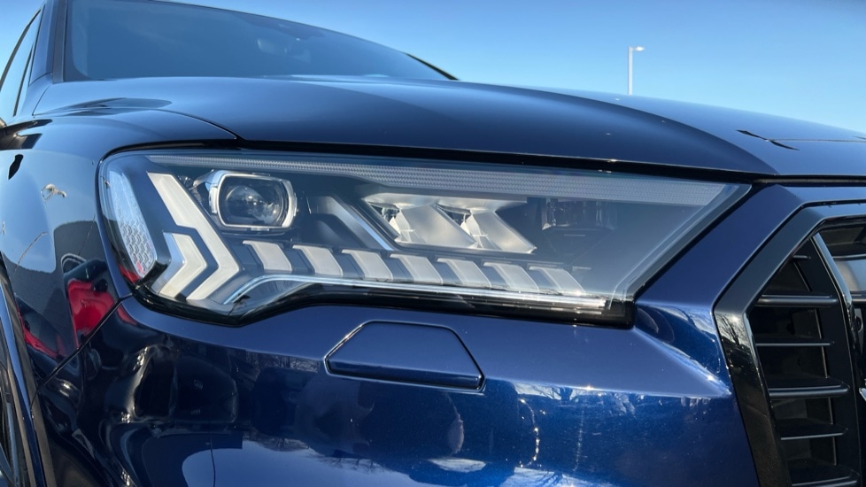 Used Audi Q7 2021 for sale - 76428031: Photo 42