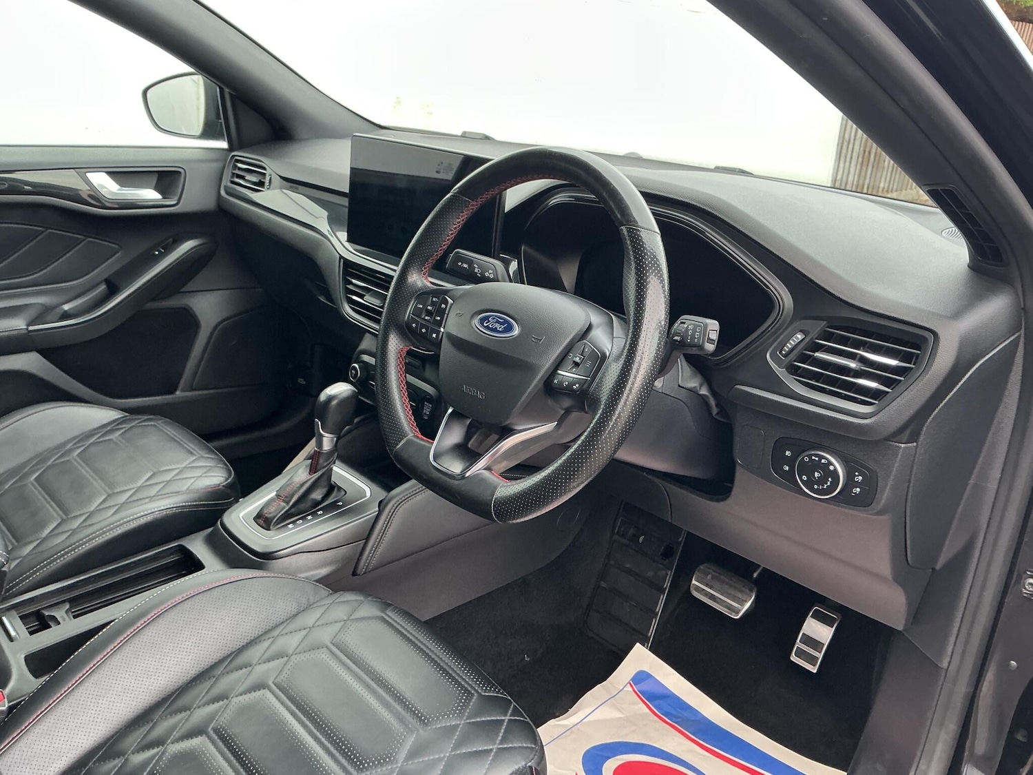Used Ford Focus 2022 for sale - 76084216: Photo 9