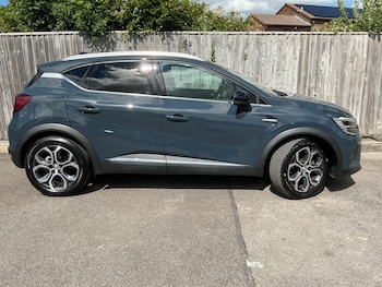 Used Renault Captur 2023 for sale - 78822442: Photo