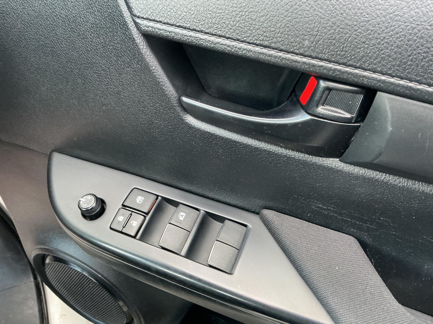 Used Toyota Hilux 2021 for sale - 76282839: Photo 17