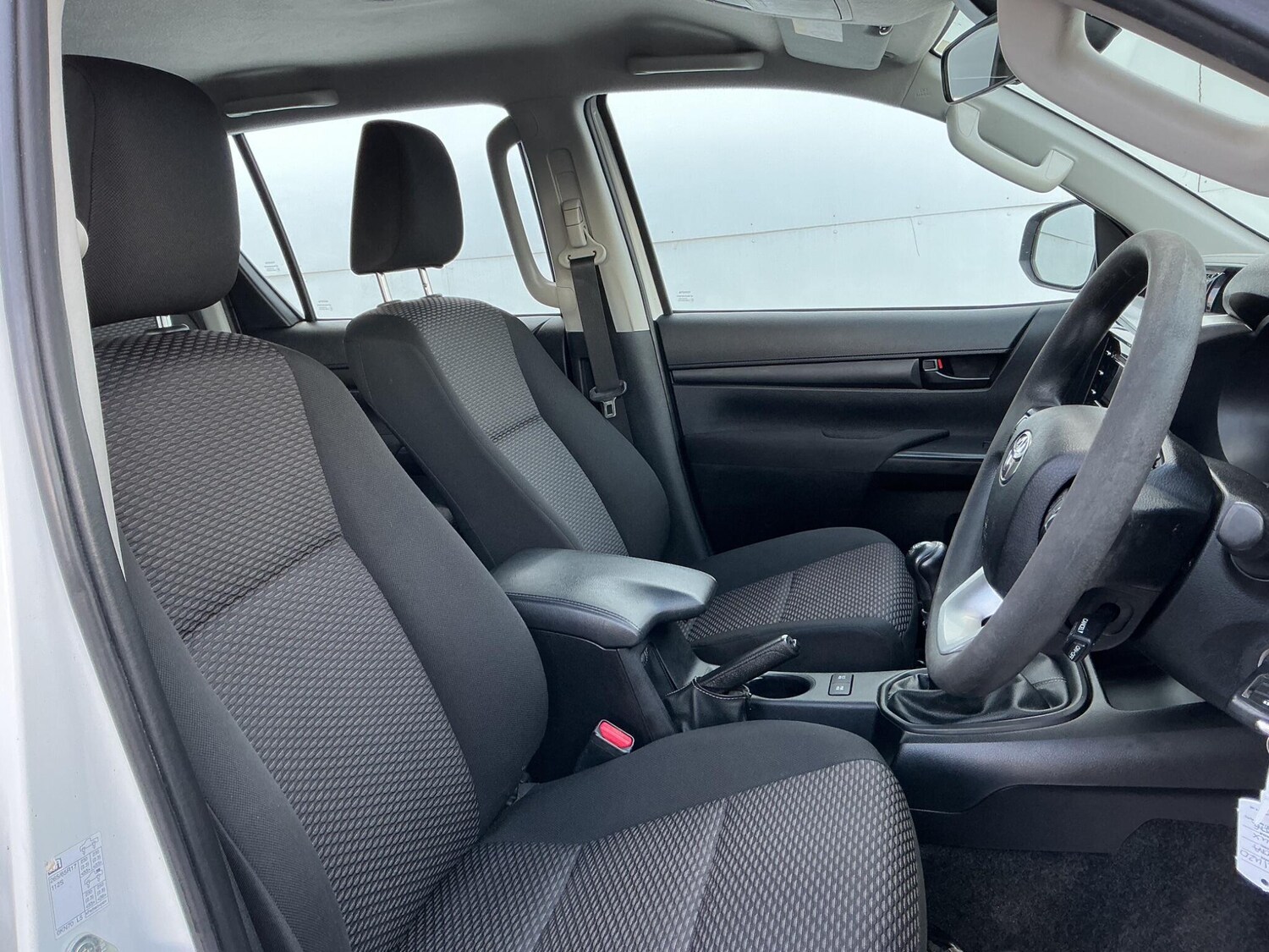 Used Toyota Hilux 2021 for sale - 76282839: Photo 6