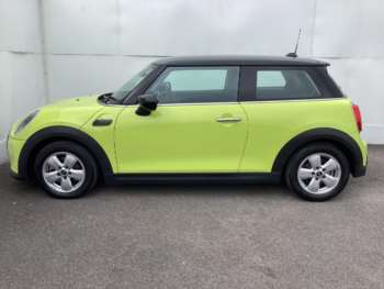 Used MINI Hatch 2023 for sale - 74920200: Photo