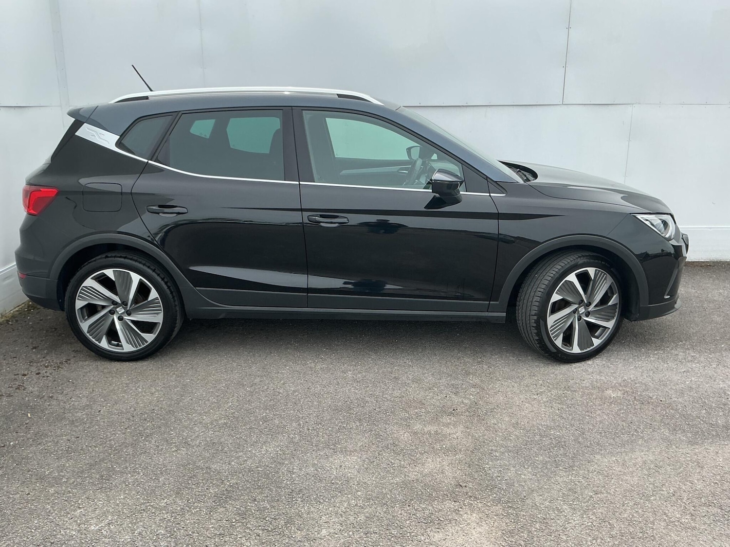 Used SEAT Arona 2023 for sale - 78205141: Photo 2