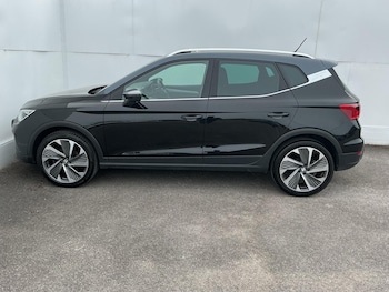 Used SEAT Arona 2023 for sale - 78205141: Photo