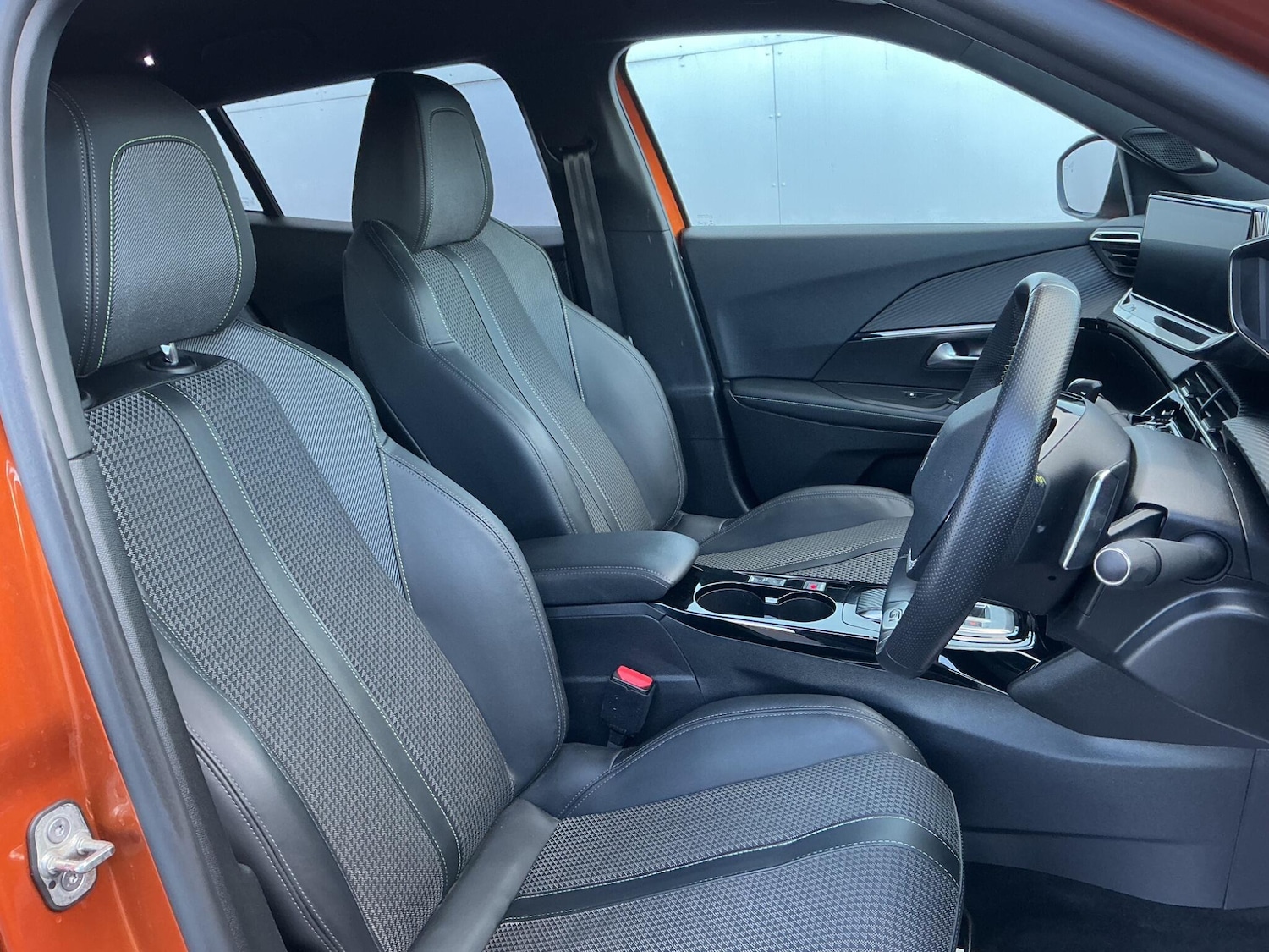 Used Peugeot 2008 2022 for sale - 76752413: Photo 6