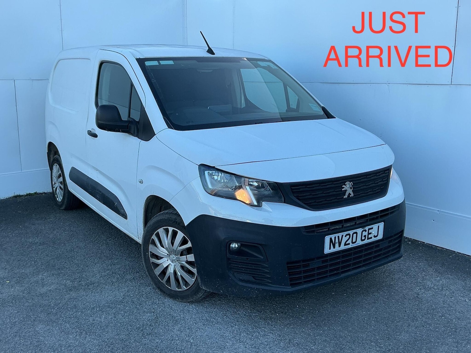 Used Peugeot Partner 2020 for sale - 76608409: Photo 1