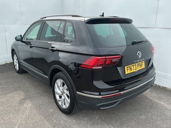 Used Volkswagen Tiguan 2023 for sale - 77940401: Photo