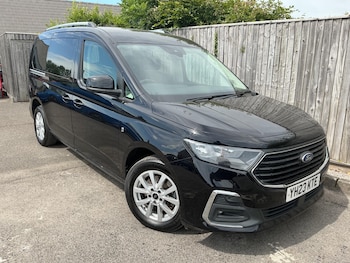 Used Ford Grand Tourneo Connect 2023 for sale - 79033567: Photo