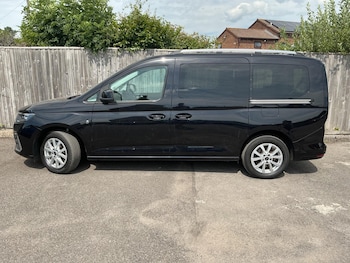 Used Ford Grand Tourneo Connect 2023 for sale - 79033567: Photo