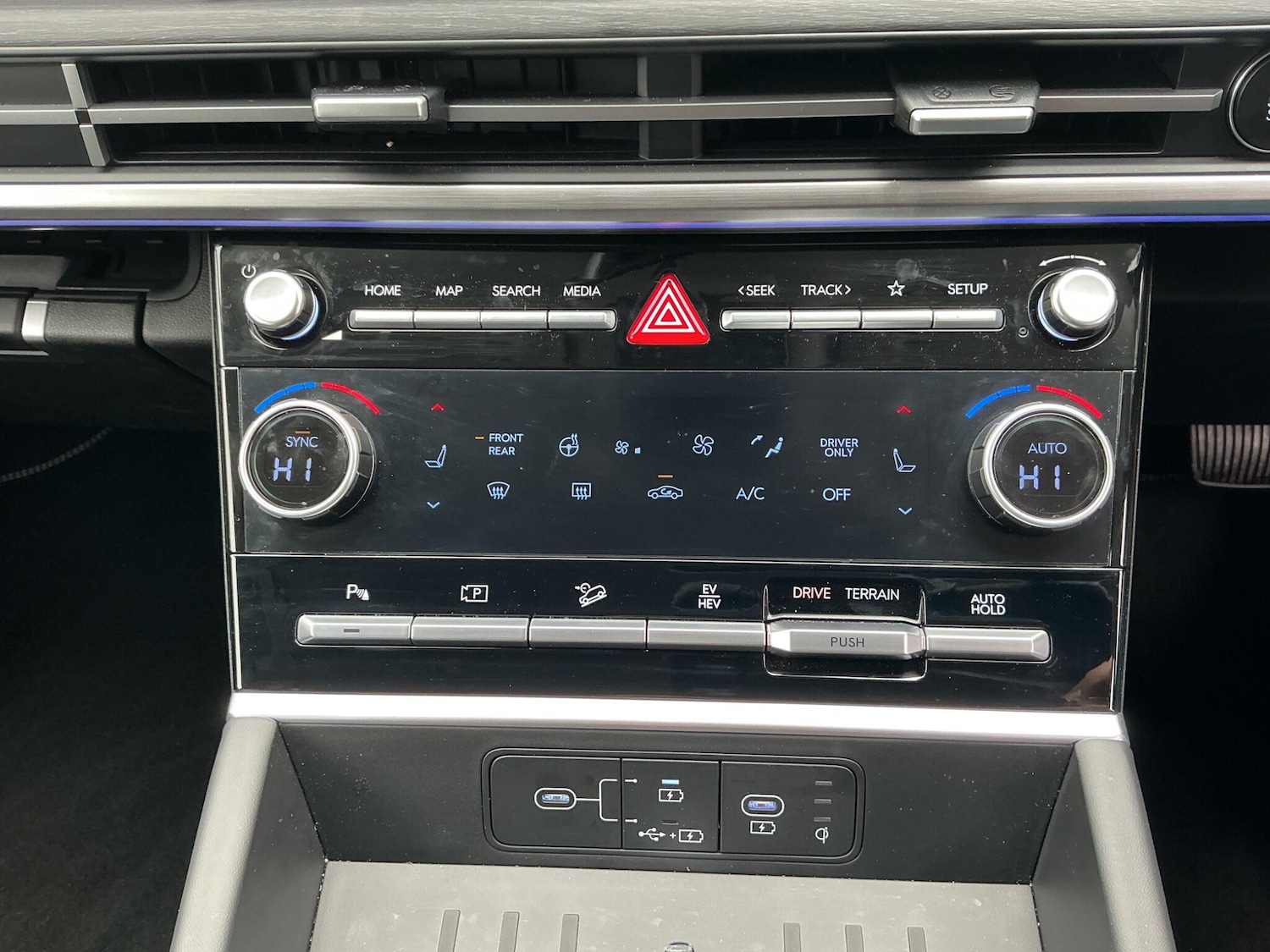 Used Hyundai Santa Fe 2025 for sale - 78204012: Photo 15