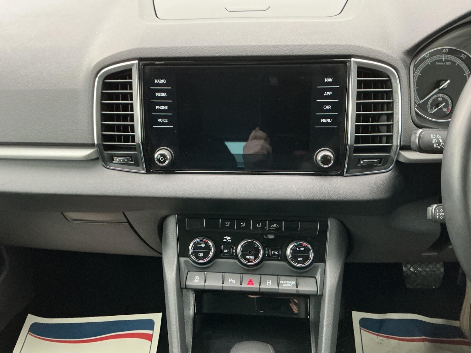 Used Skoda Karoq 2021 for sale - 77883521: Photo 11