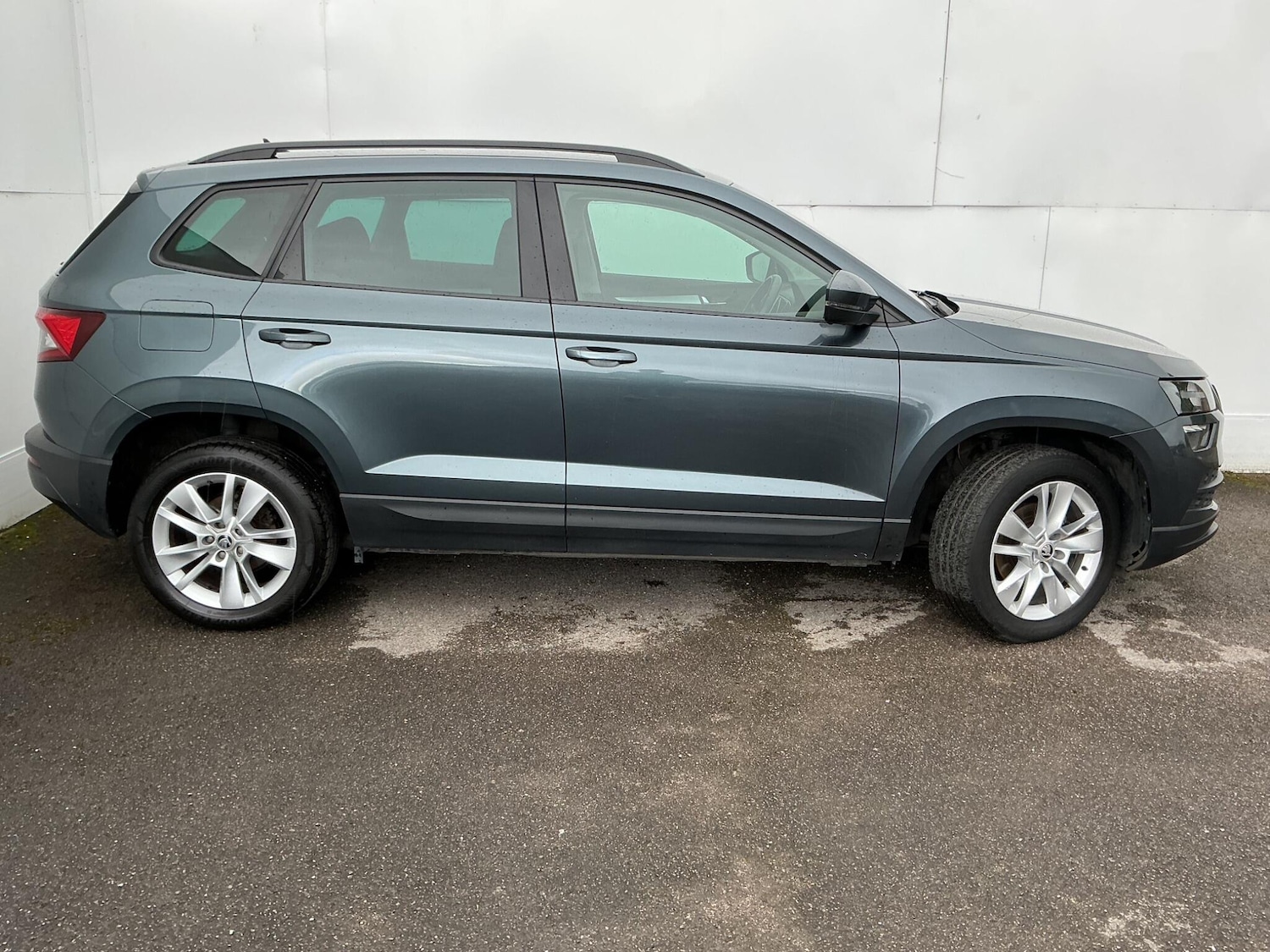 Used Skoda Karoq 2021 for sale - 77883521: Photo 2
