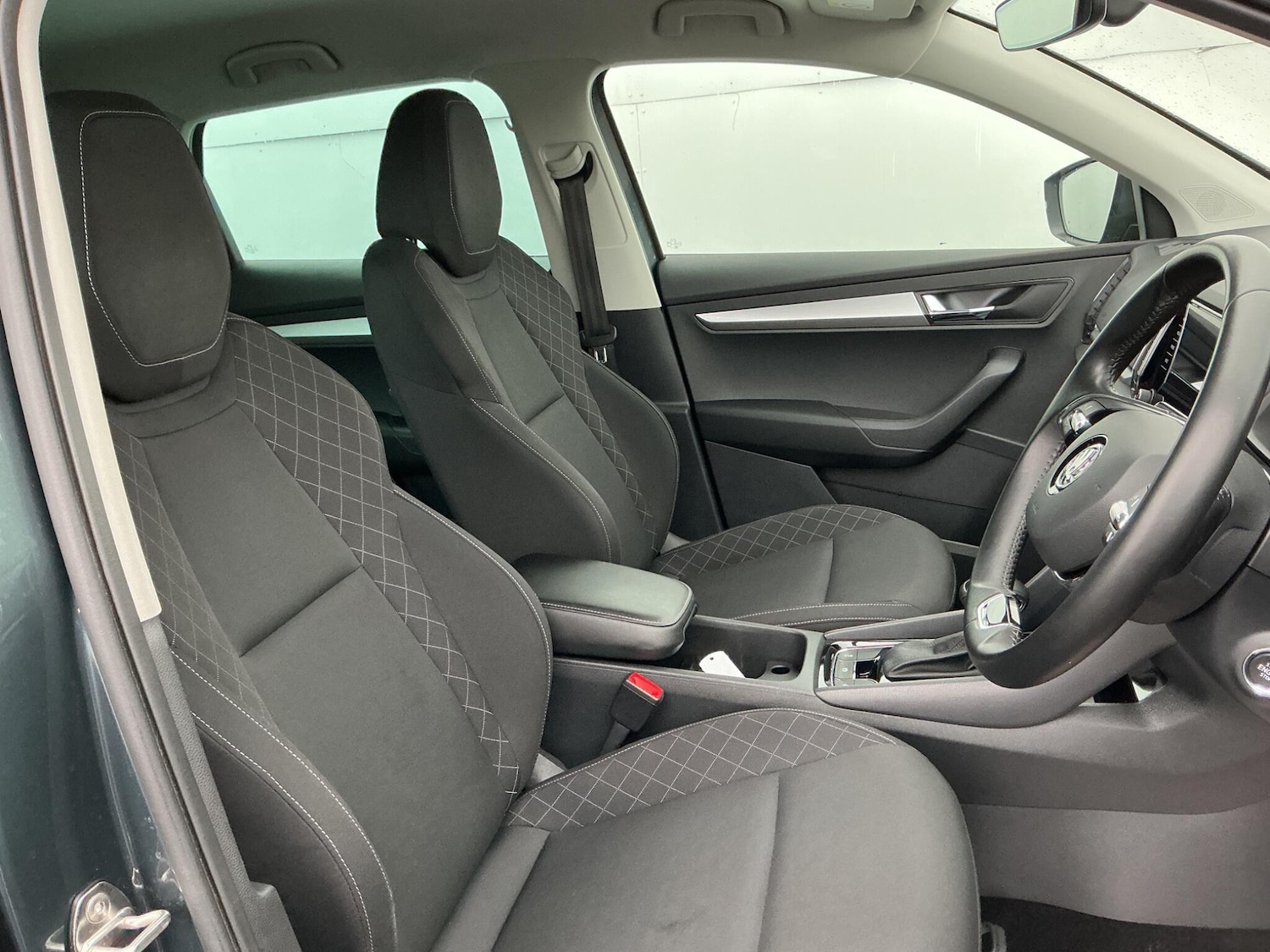 Used Skoda Karoq 2021 for sale - 77883521: Photo 6