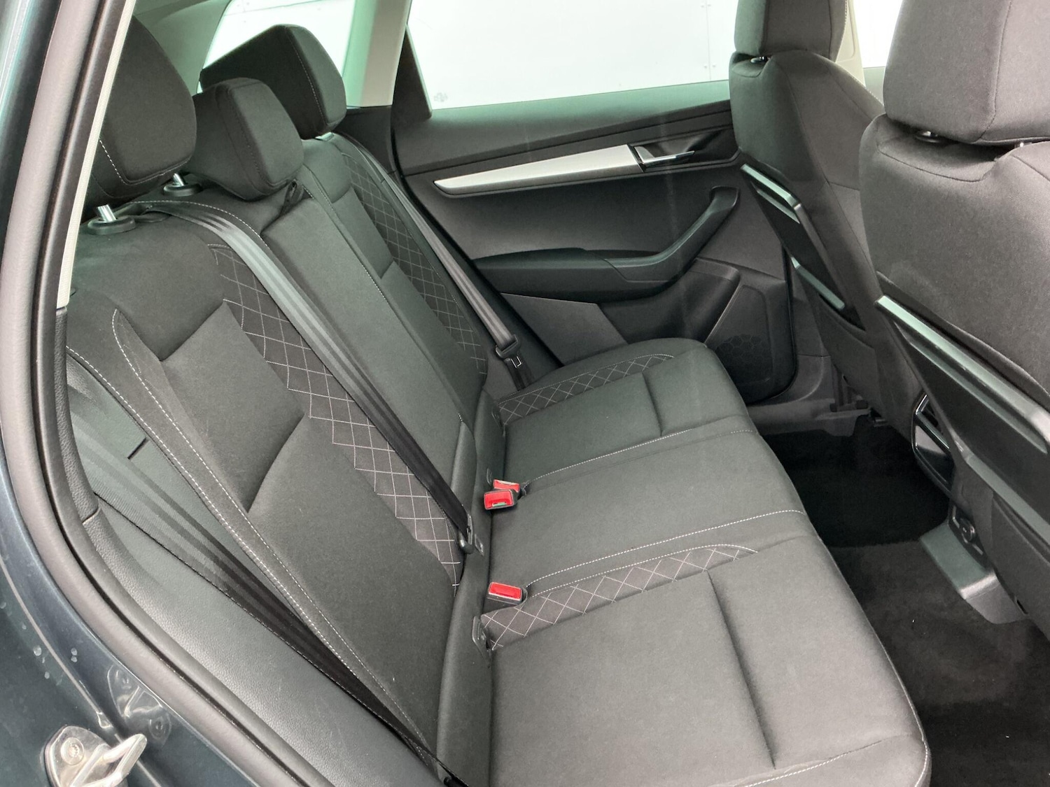 Used Skoda Karoq 2021 for sale - 77883521: Photo 8