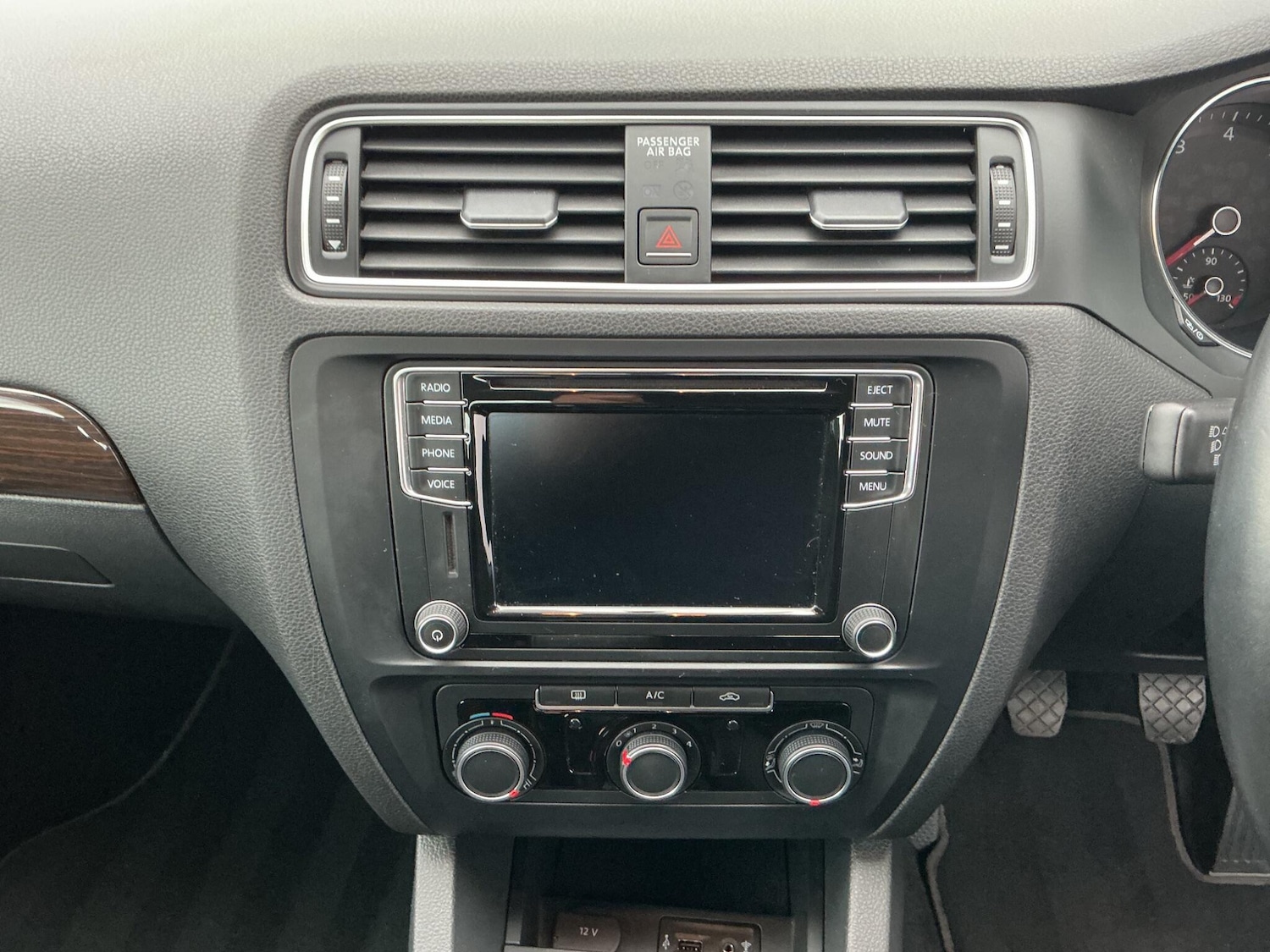 Used Volkswagen Jetta 2016 for sale - 76270357: Photo 11