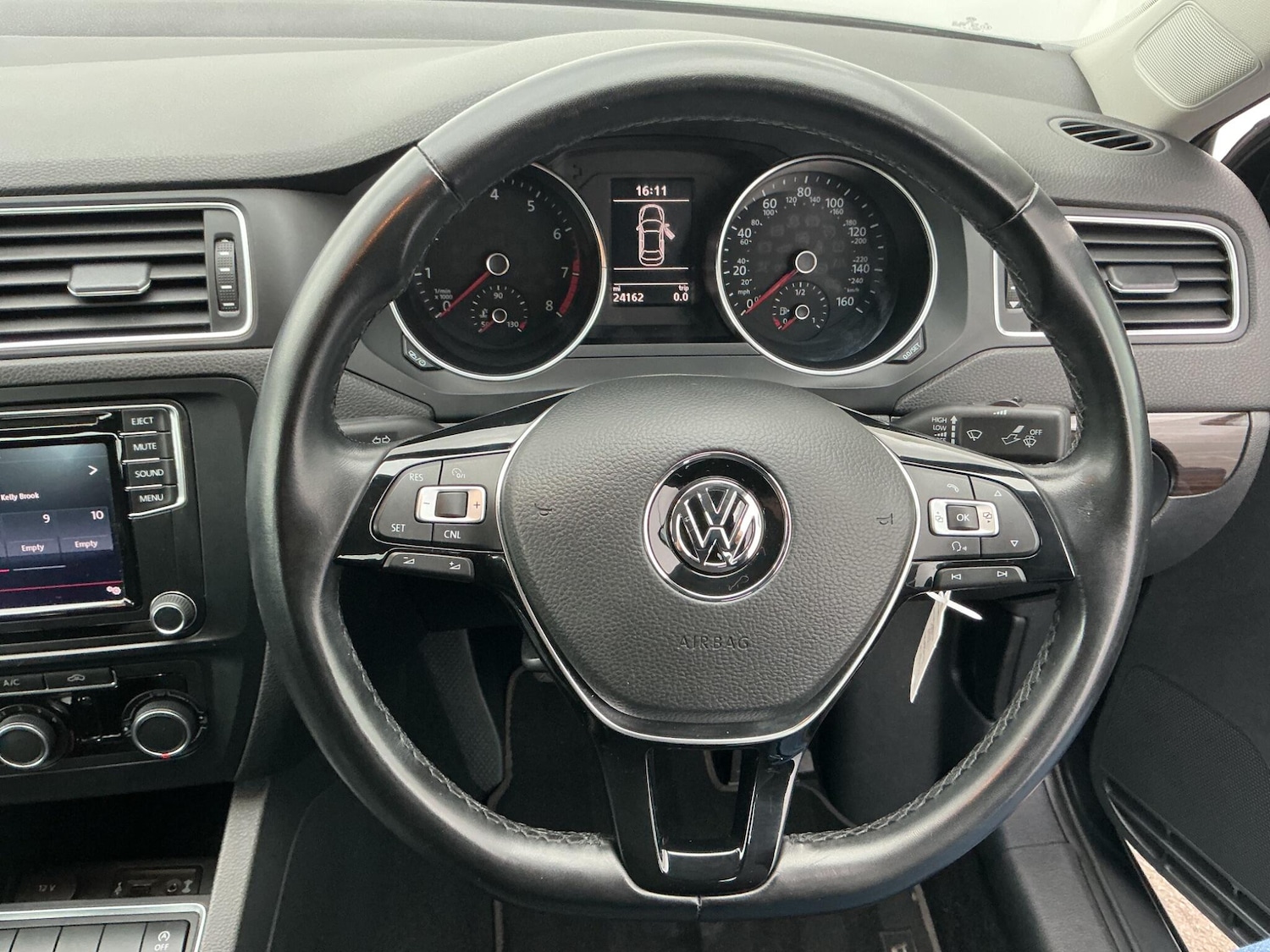 Used Volkswagen Jetta 2016 for sale - 76270357: Photo 15