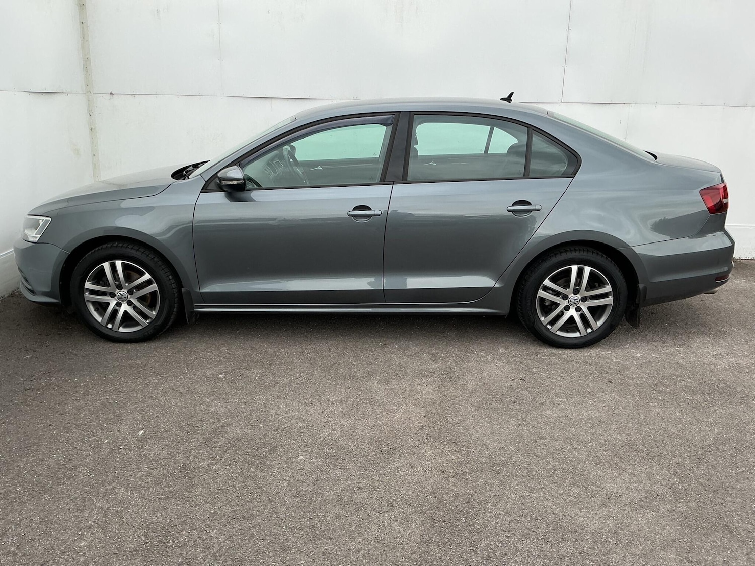 Used Volkswagen Jetta 2016 for sale - 76270357: Photo 3