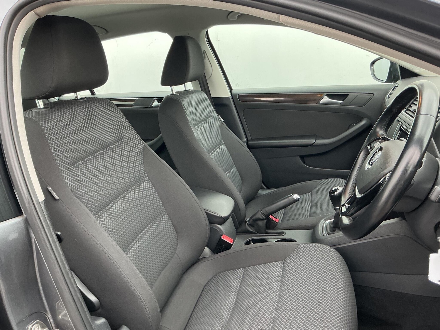 Used Volkswagen Jetta 2016 for sale - 76270357: Photo 6