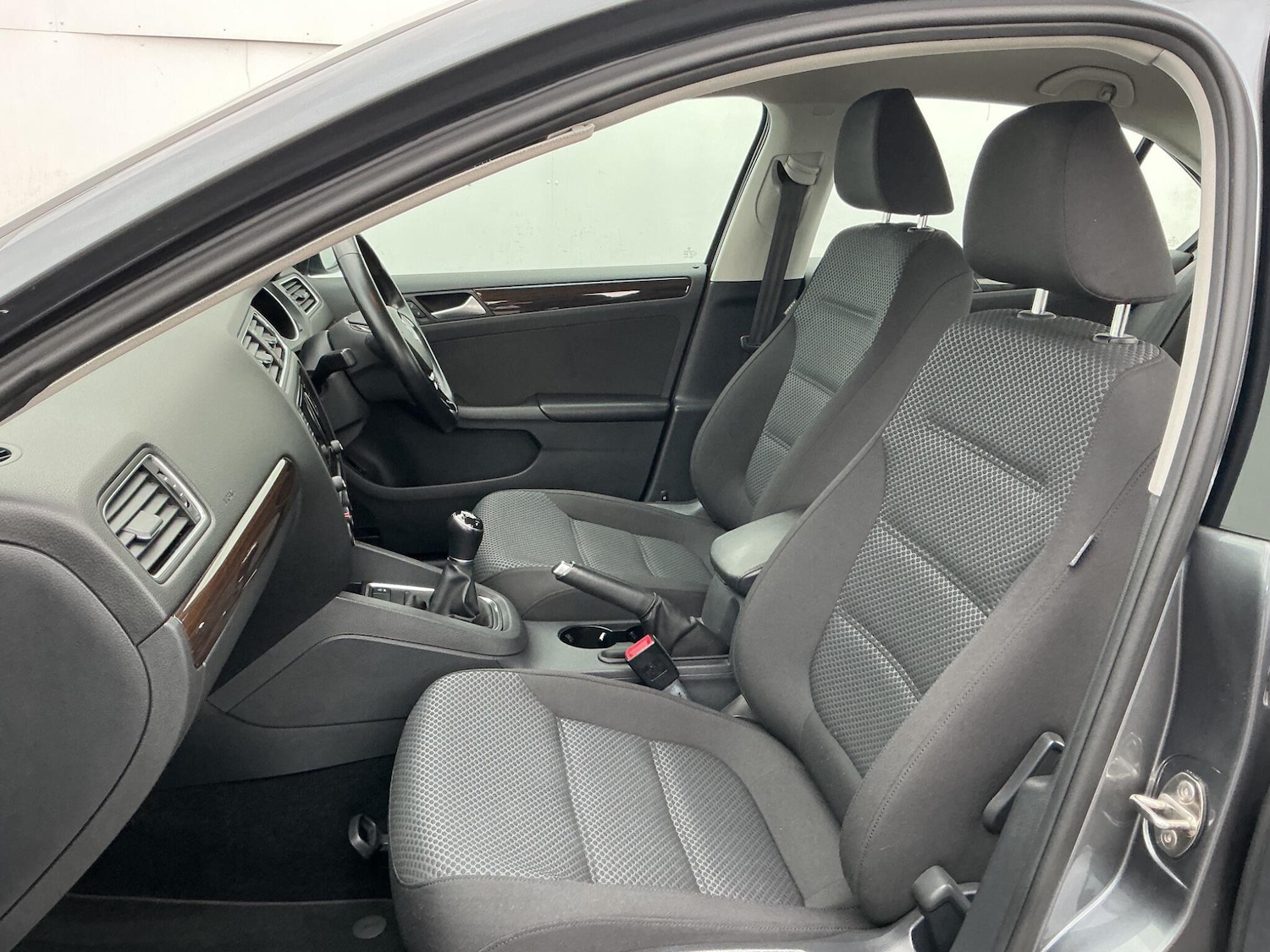 Used Volkswagen Jetta 2016 for sale - 76270357: Photo 7