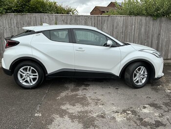 Used Toyota C-HR 2023 for sale - 78822468: Photo