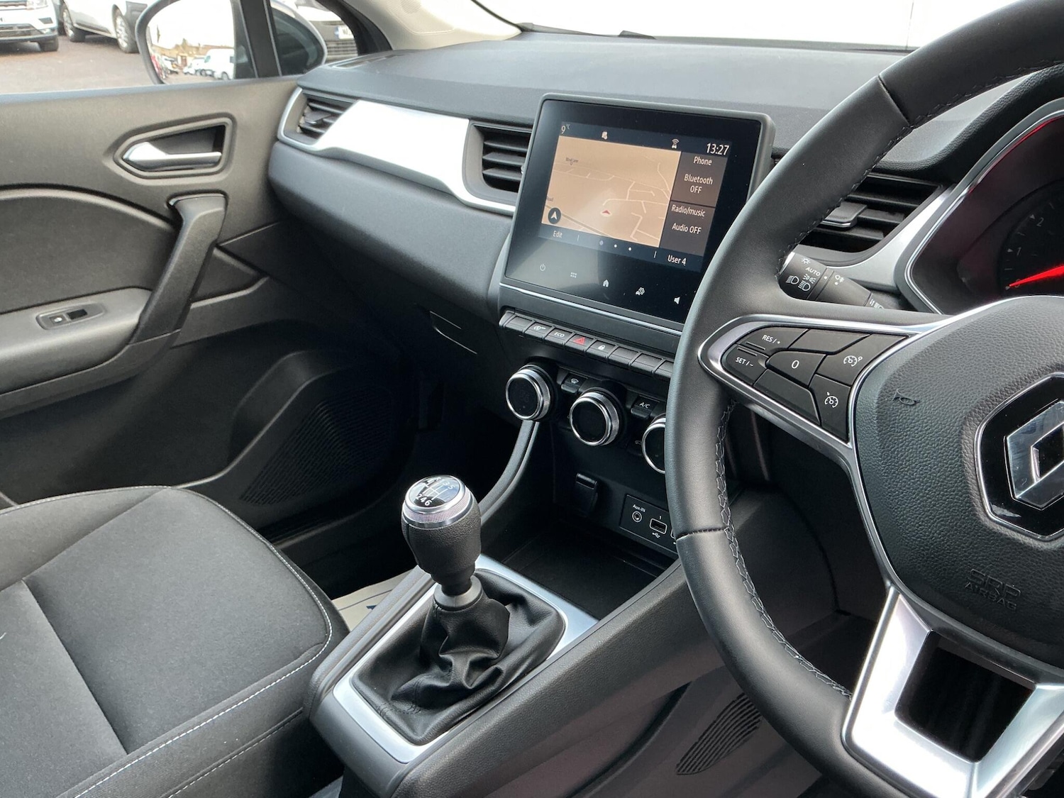 Used Renault Captur 2021 for sale - 76898467: Photo 12