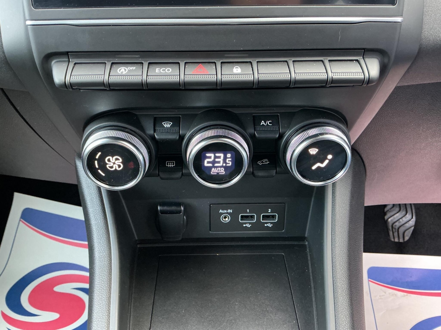 Used Renault Captur 2021 for sale - 76898467: Photo 16