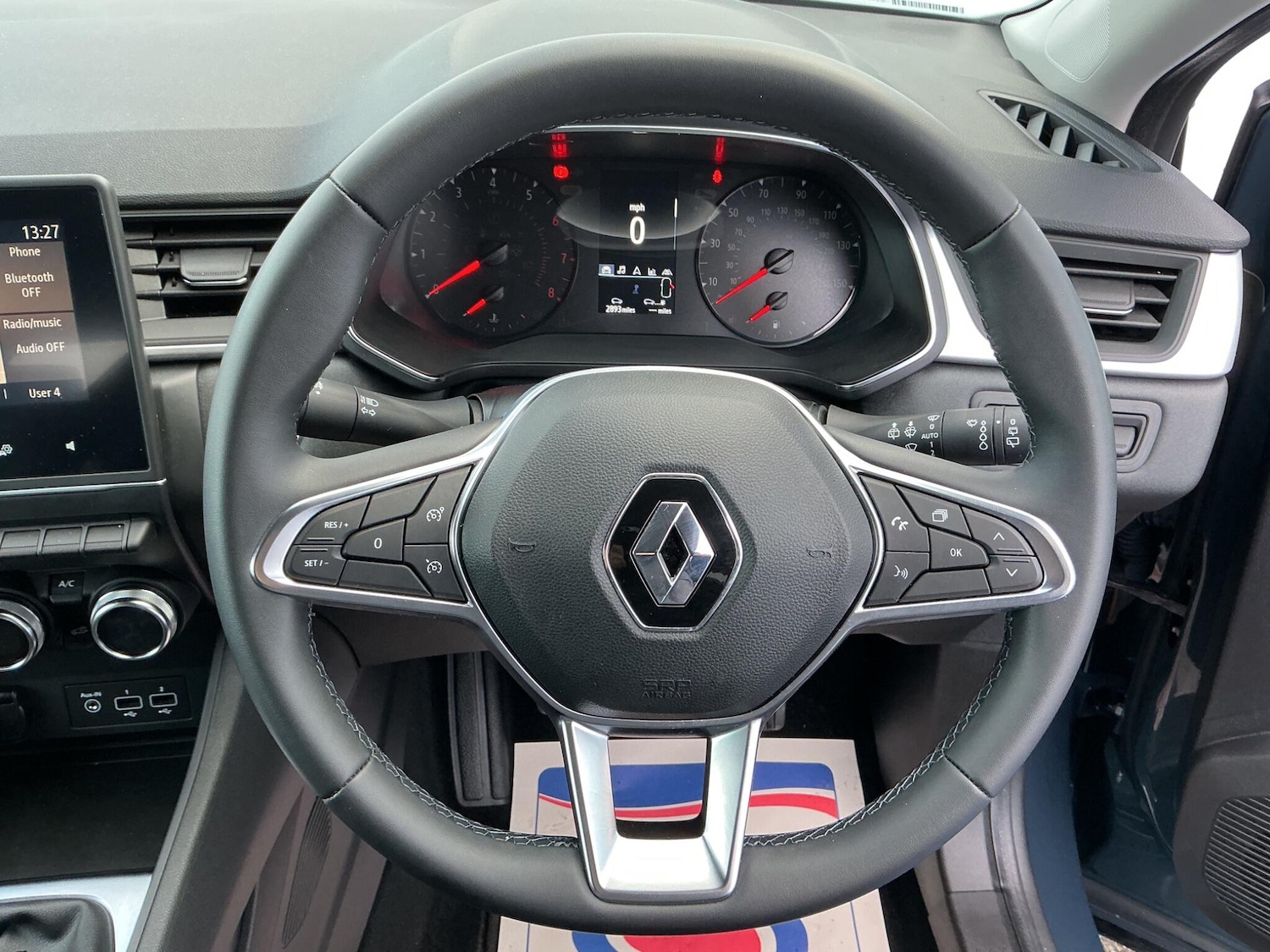 Used Renault Captur 2021 for sale - 76898467: Photo 17