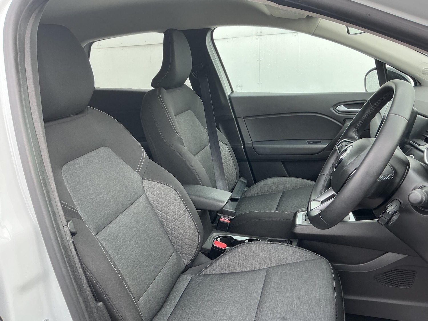 Used Renault Captur 2022 for sale - 77469000: Photo 6