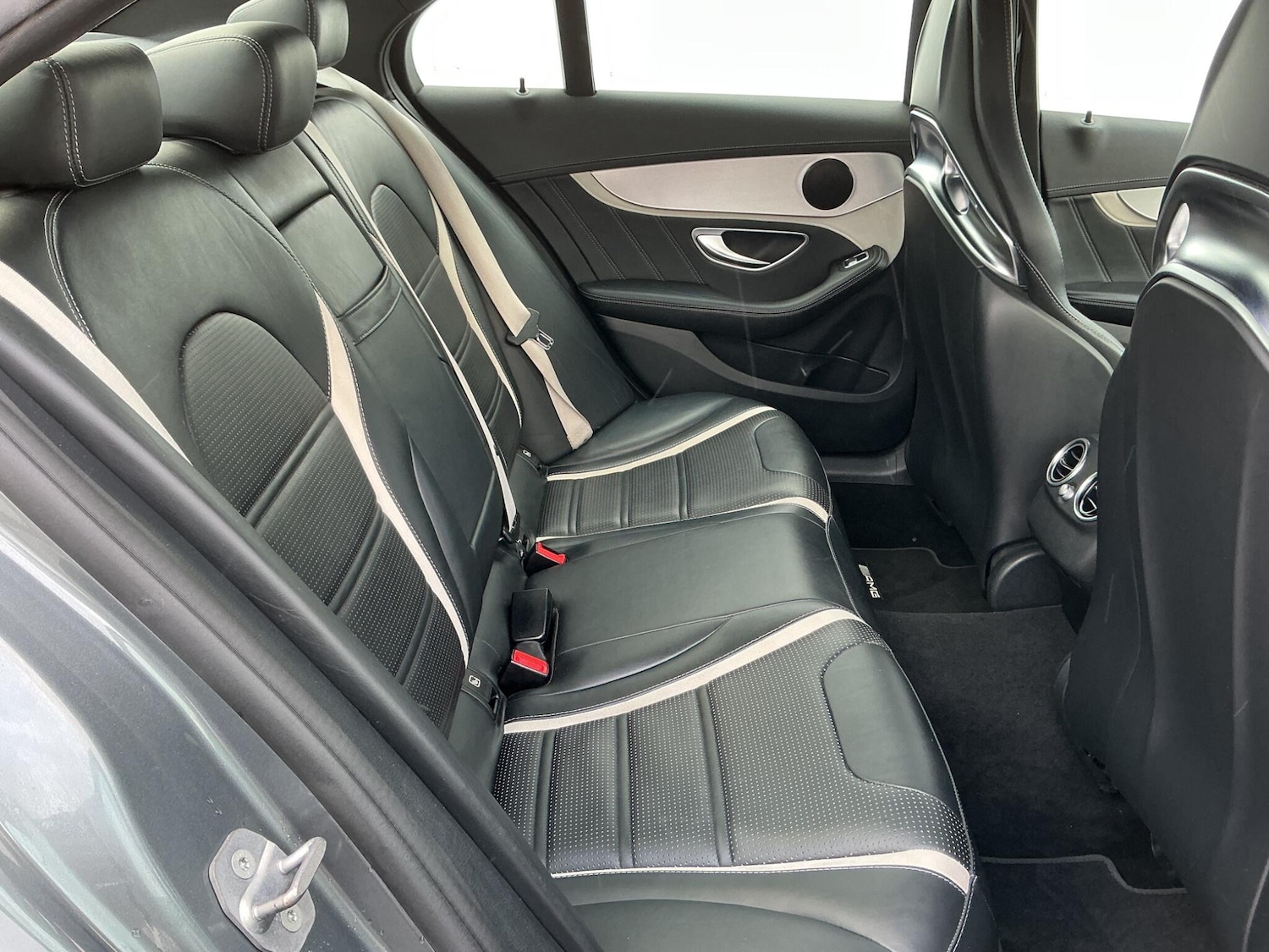 Used Mercedes-Benz C Class 2021 for sale - 75941283: Photo 16