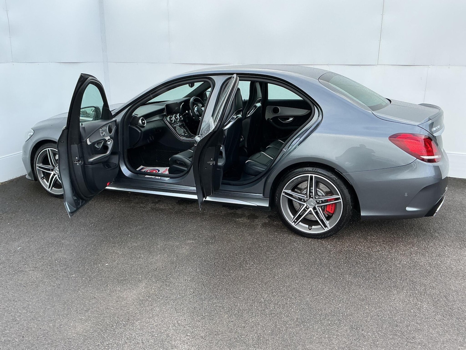 Used Mercedes-Benz C Class 2021 for sale - 75941283: Photo 5