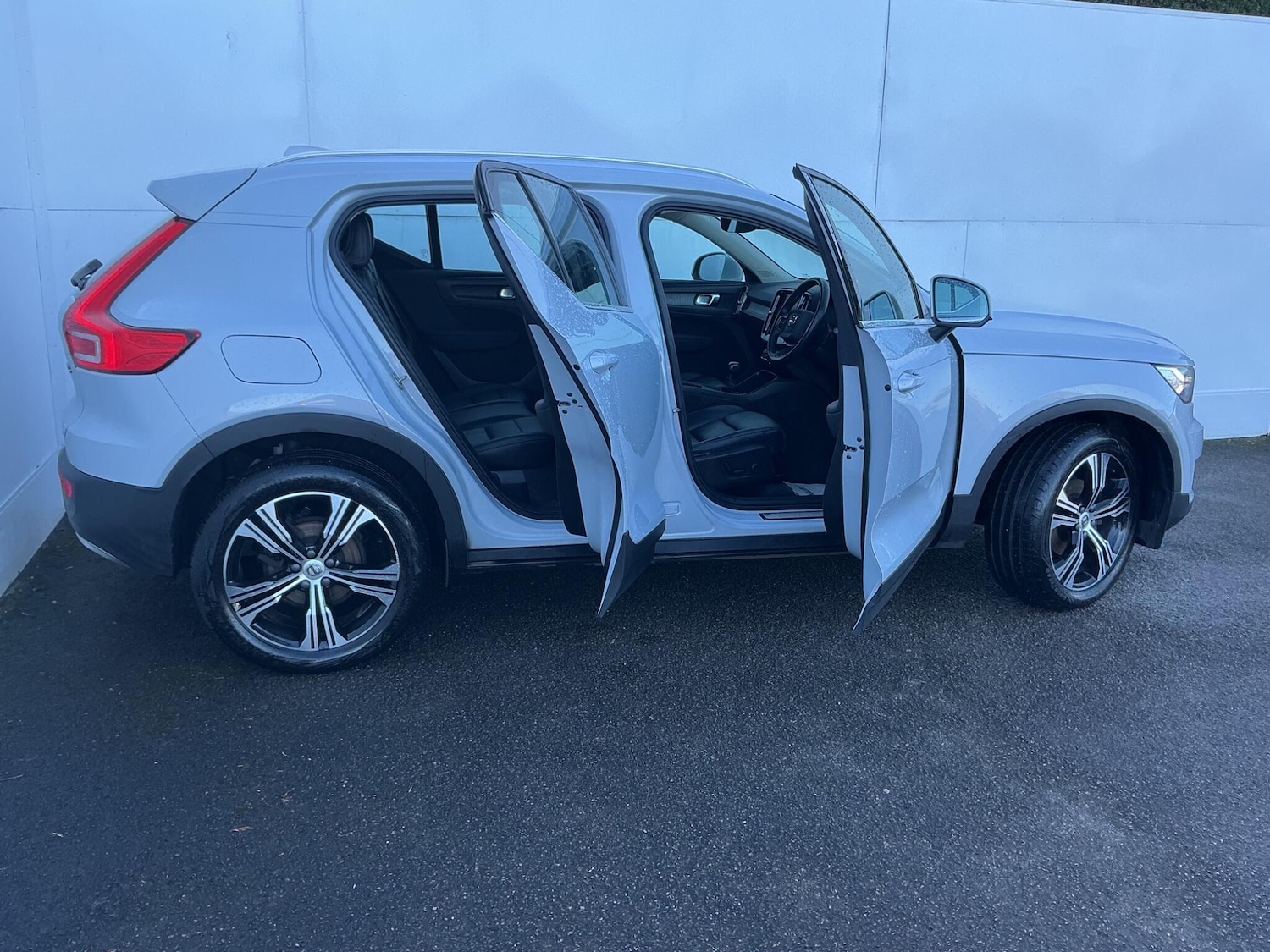 Used Volvo XC40 2020 for sale - 77119677: Photo 24