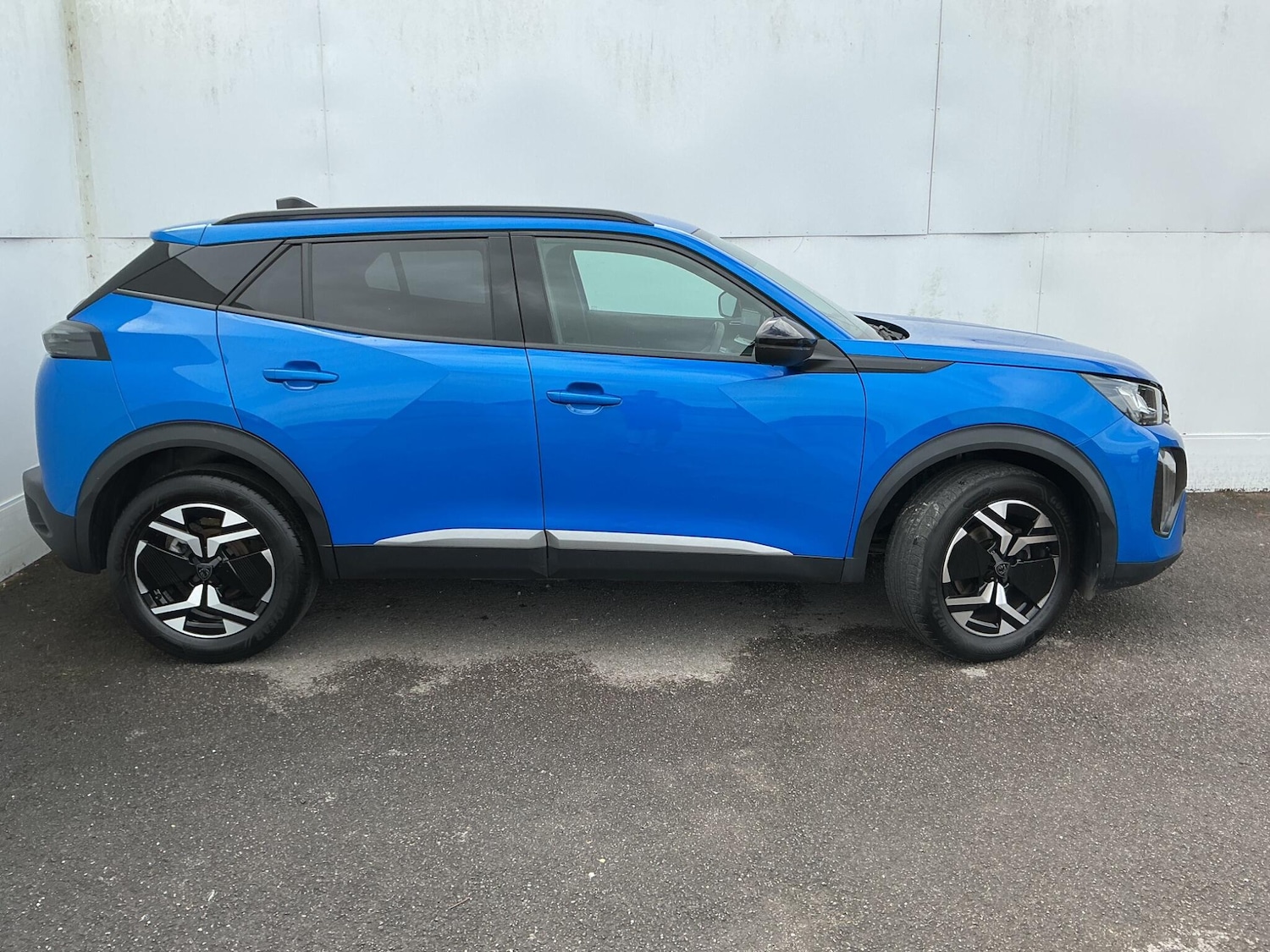 Used Peugeot 2008 2024 for sale - 76072898: Photo 2