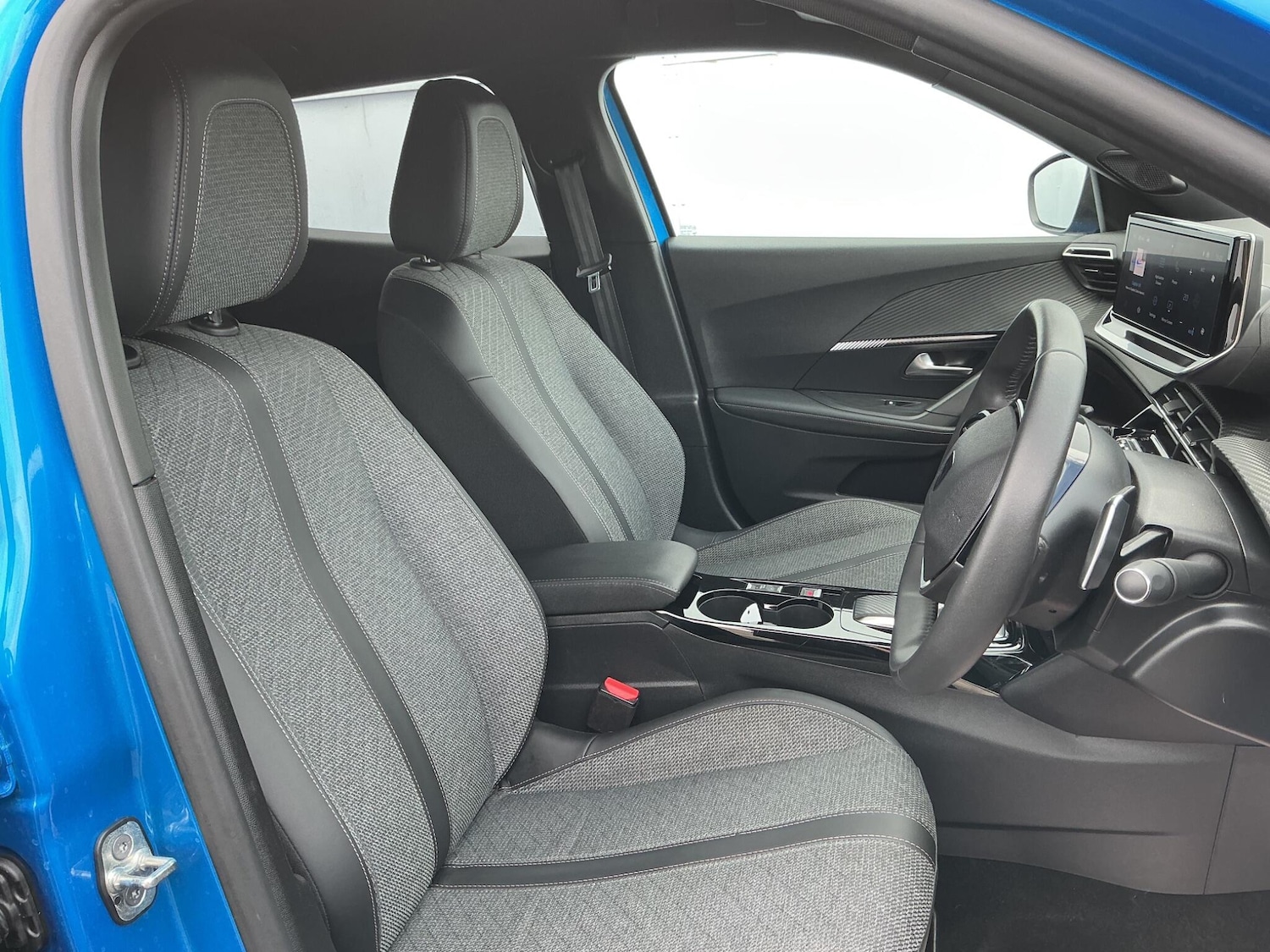 Used Peugeot 2008 2024 for sale - 76072898: Photo 6