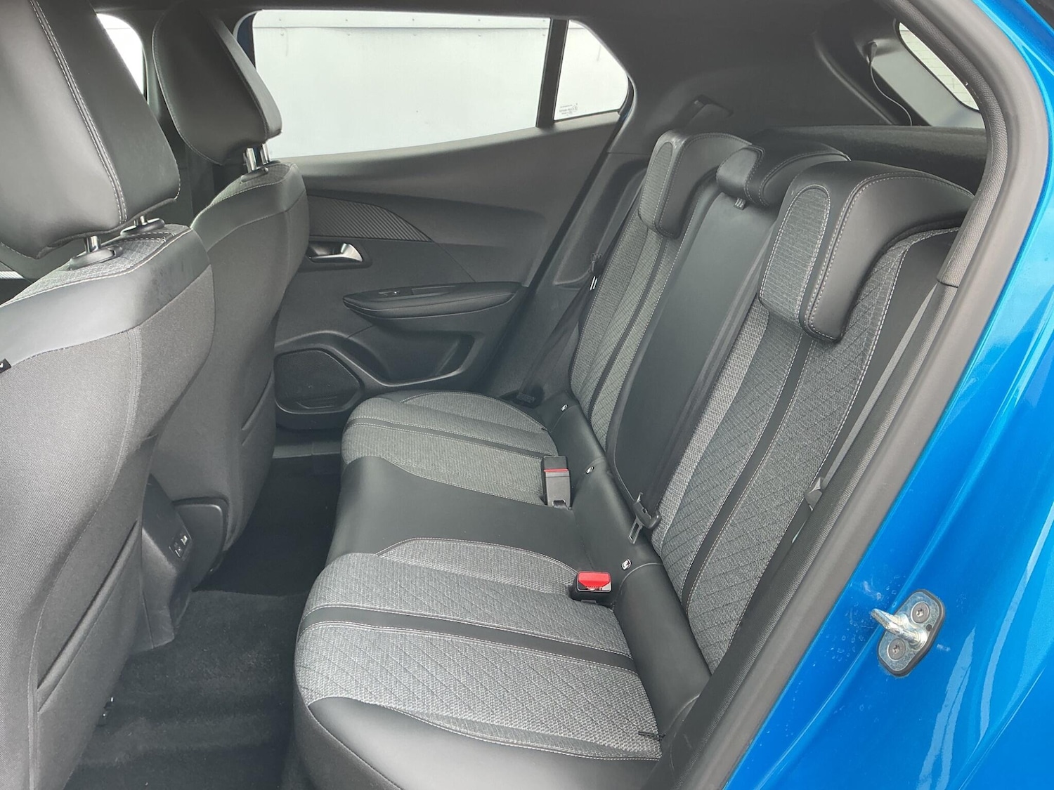 Used Peugeot 2008 2024 for sale - 76072898: Photo 9