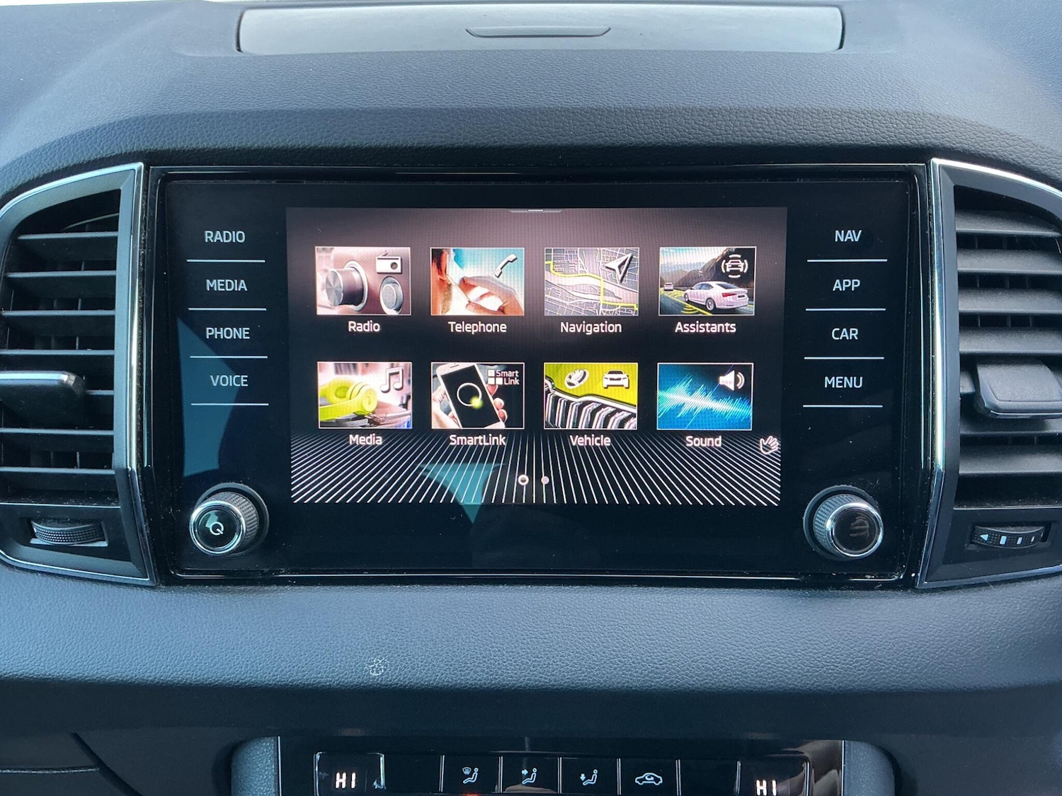 Used Skoda Karoq 2022 for sale - 76997000: Photo 14