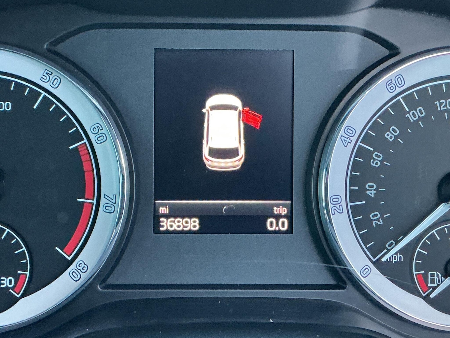 Used Skoda Karoq 2022 for sale - 76997000: Photo 21