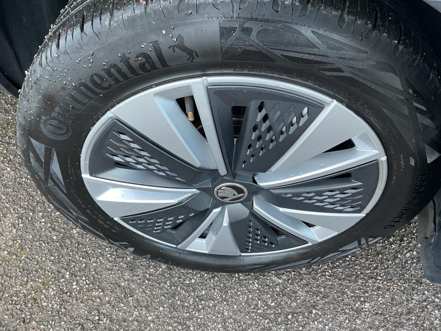 Used Skoda Karoq 2022 for sale - 76997000: Photo 29