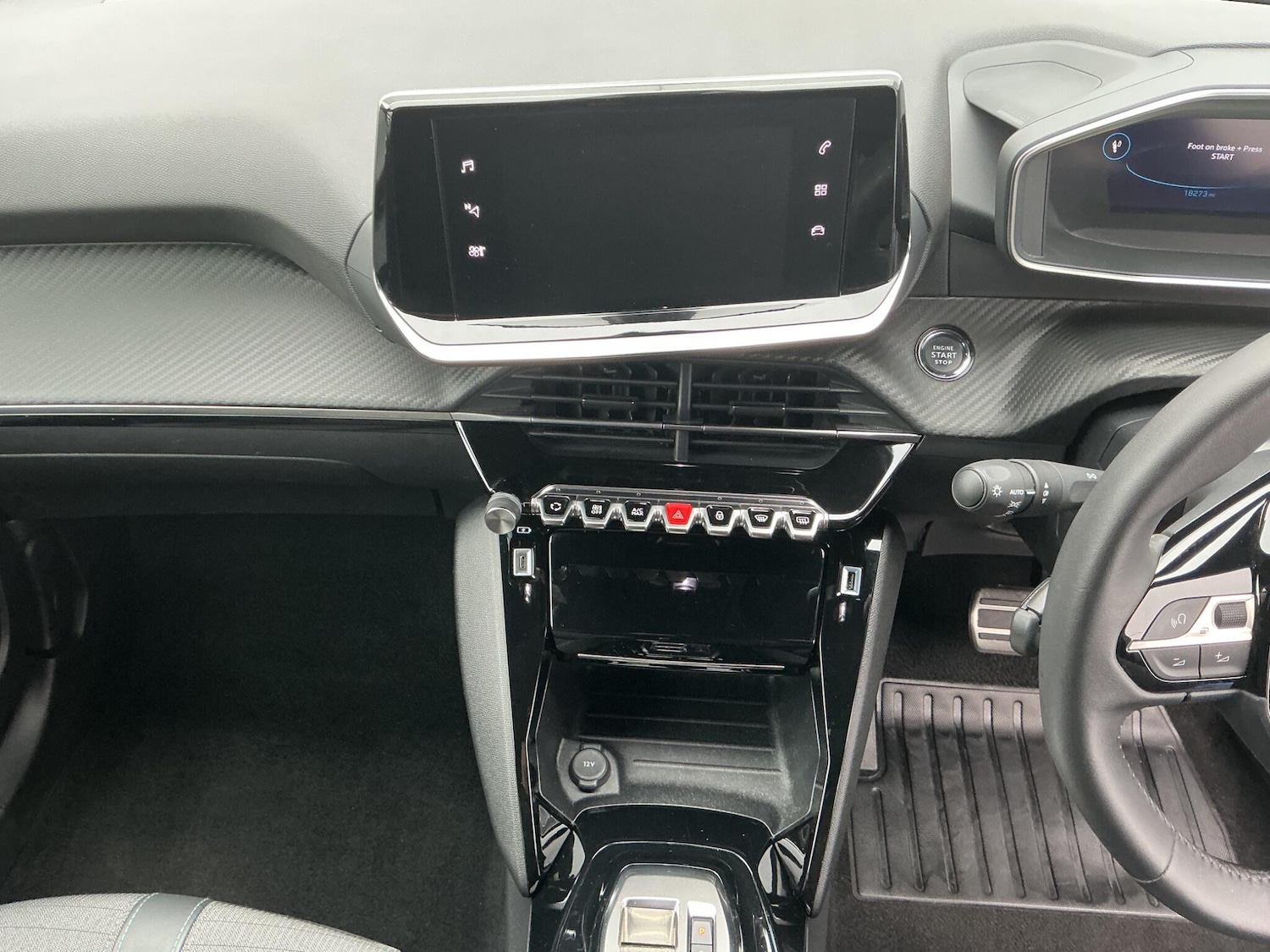 Used Peugeot 2008 2023 for sale - 77892125: Photo 11