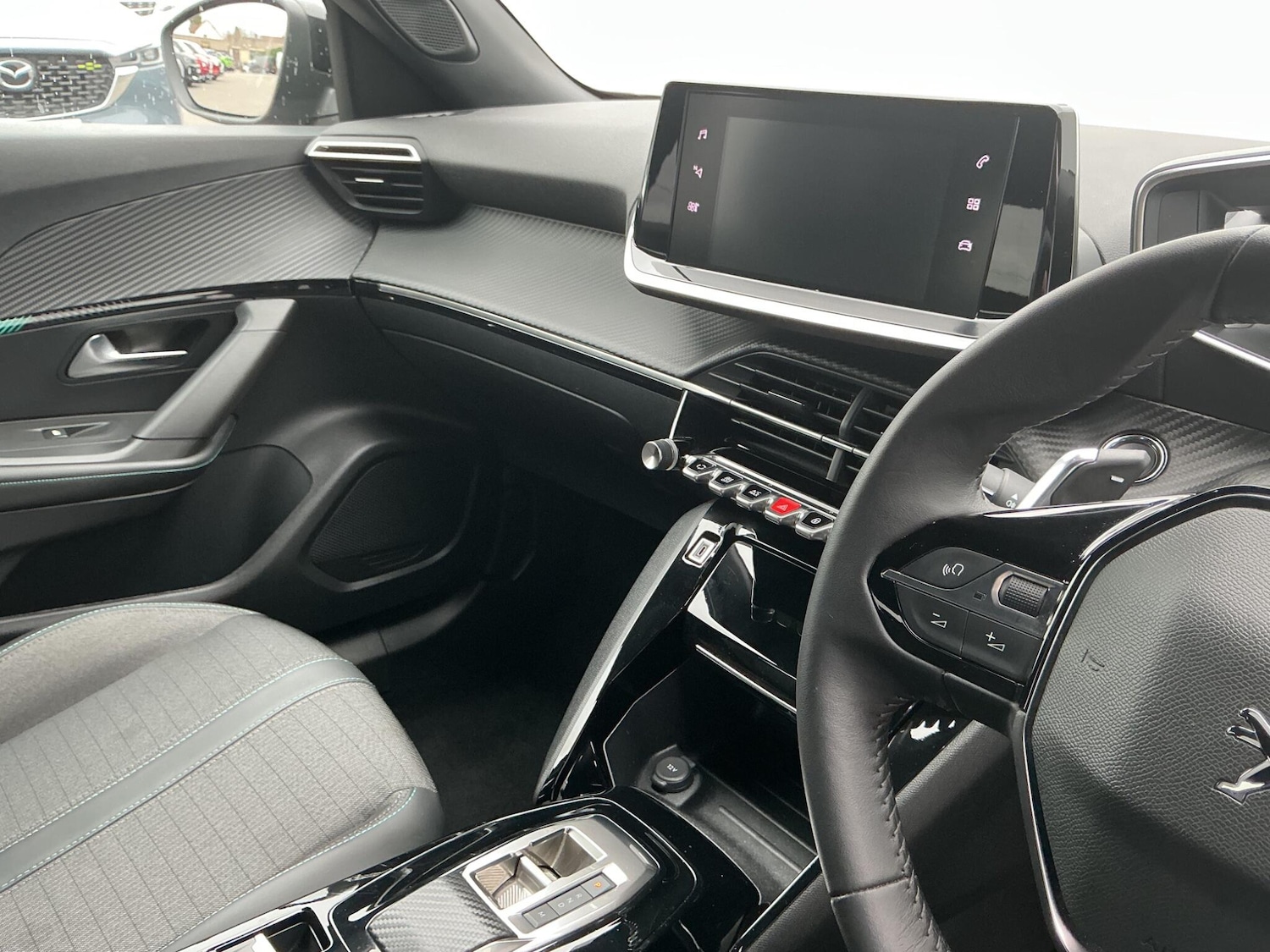 Used Peugeot 2008 2023 for sale - 77892125: Photo 12