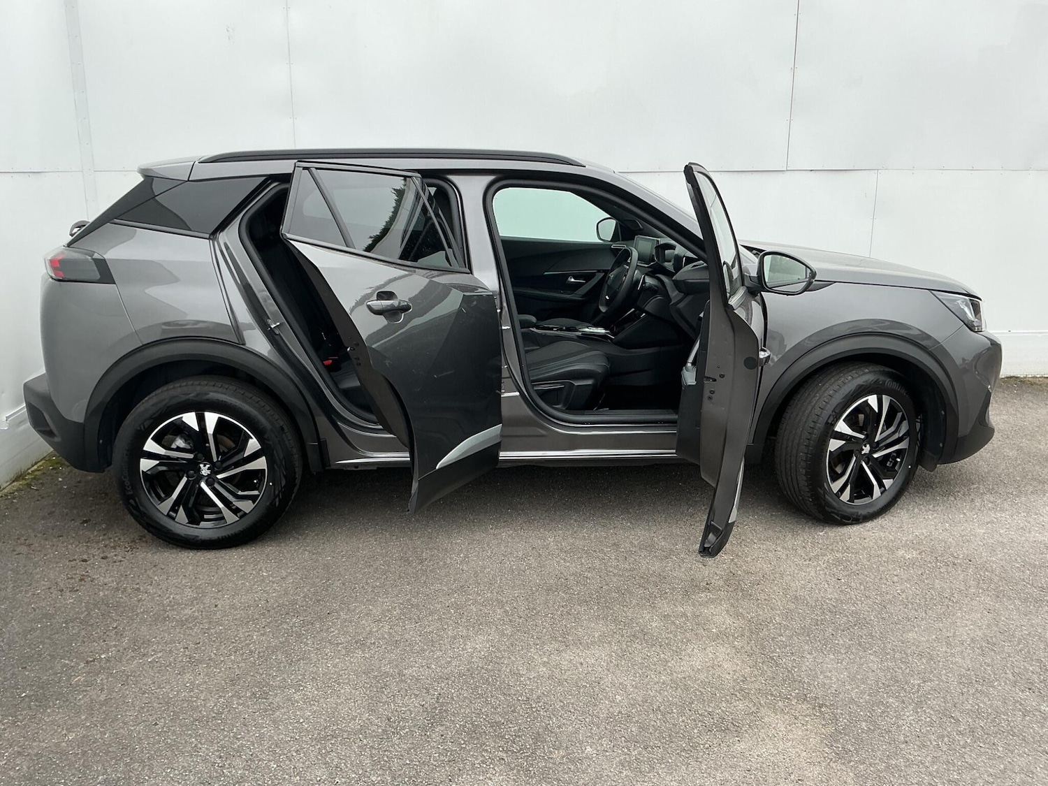 Used Peugeot 2008 2023 for sale - 77892125: Photo 25