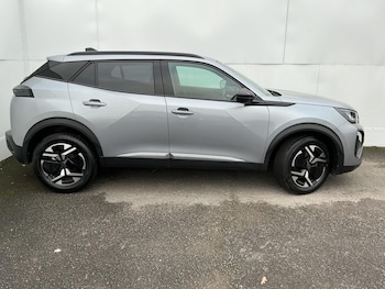 Used Peugeot 2008 2024 for sale - 76753095: Photo