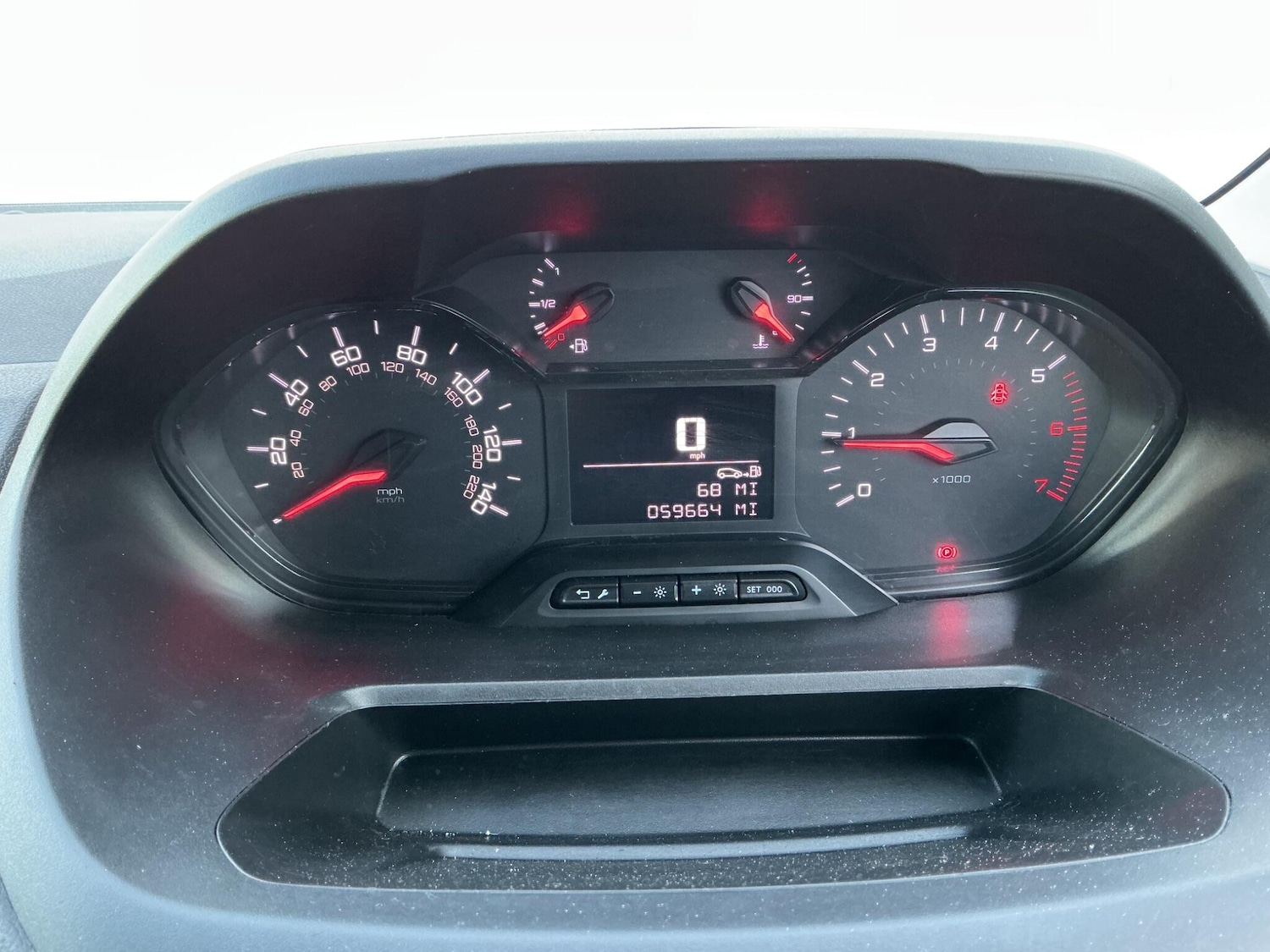 Used Peugeot Partner 2020 for sale - 76996208: Photo 16