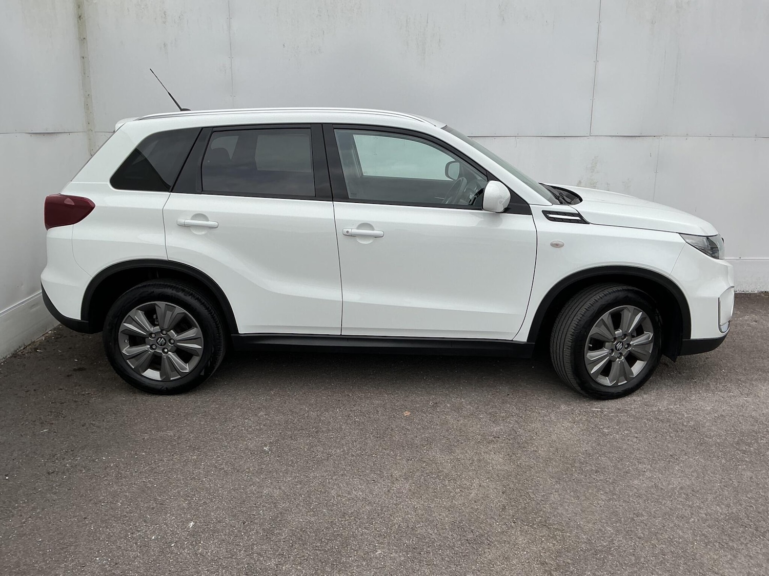 Used Suzuki Vitara 2023 for sale - 77017171: Photo 2