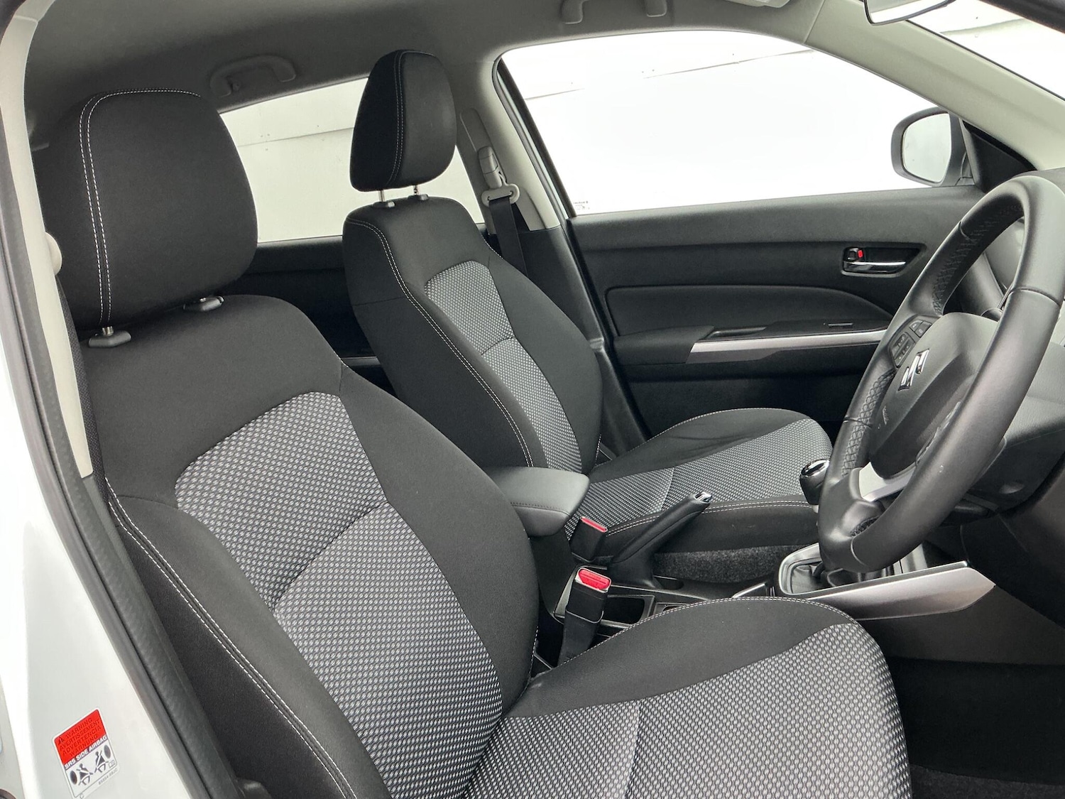 Used Suzuki Vitara 2023 for sale - 77017171: Photo 6