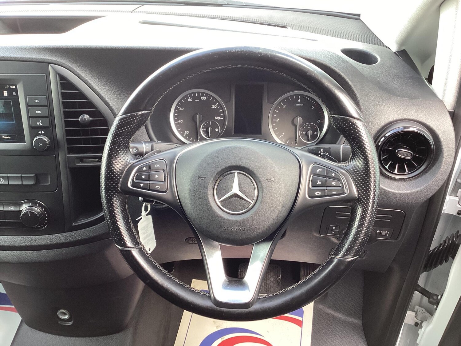 Used Mercedes-Benz Vito 2021 for sale - 76108923: Photo 8