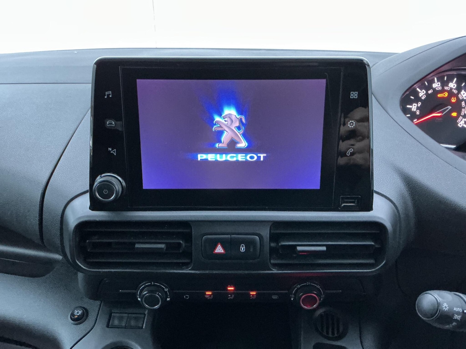 Used Peugeot Partner 2022 for sale - 76632720: Photo 10